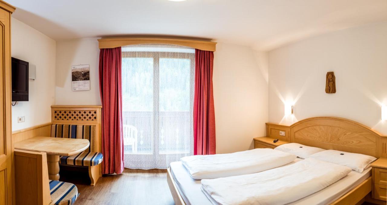 Hotel Vernel Santa Cristina Val Gardena Exterior photo